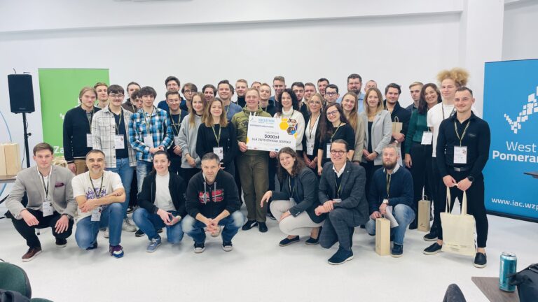 hackhaton - dogadamycie.pl