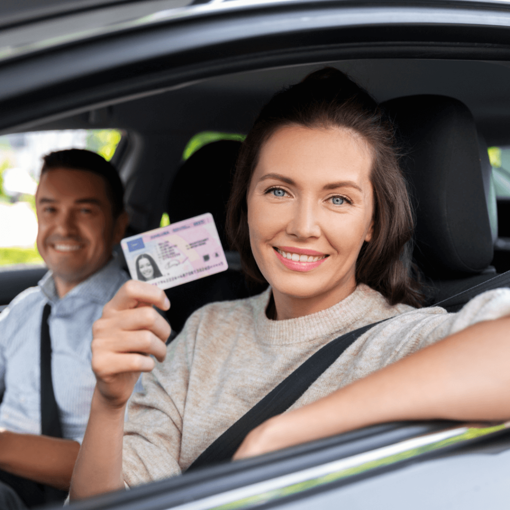 prawo jazdy dokument samochodowy dokument rejestracyjny dowód rejestracyjny Tłumaczenia przysięgłe język włoski - dogadamycie.pl